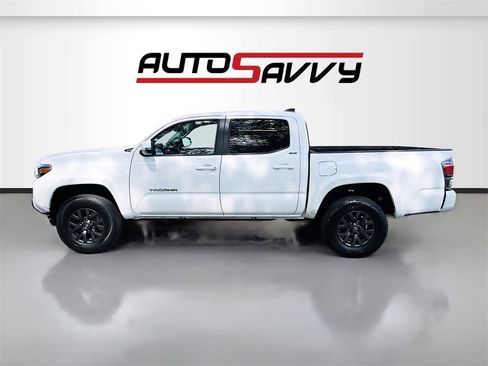 Used 2023 Toyota Tacoma SR5 image 4