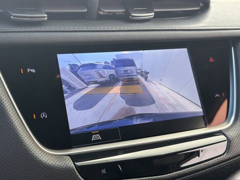 Certified 2024 Cadillac XT6 Luxury image 25