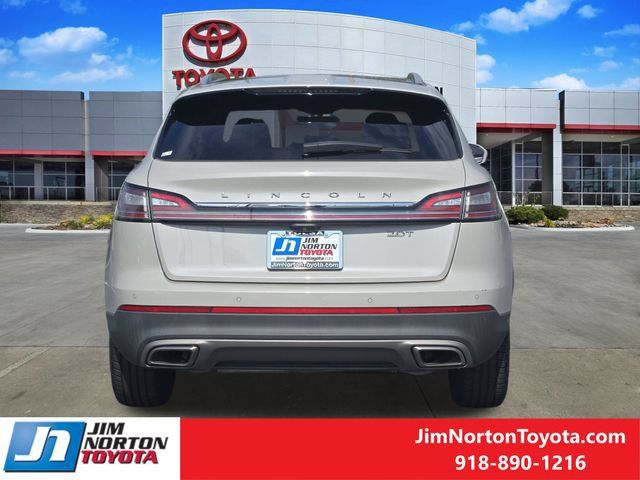 Used 2019 Lincoln Nautilus Reserve FWD image 7