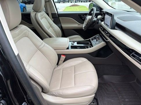 Used 2023 Lincoln Aviator Reserve w/ Equipment Group 201A AWD/4WD image 29