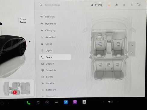 Used 2023 Tesla Model Y Long Range AWD/4WD image 30