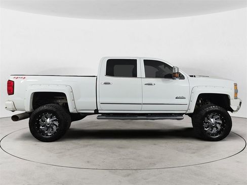 Used 2017 Chevrolet Silverado 3500 High Country w/ Duramax Plus Package image 6