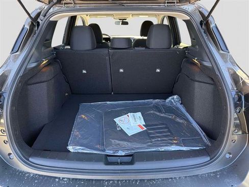 New 2026 Nissan Kicks SV w/ Cold Weather Package image 5