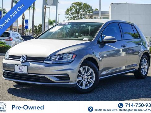 Used 2019 Volkswagen Golf S image 1