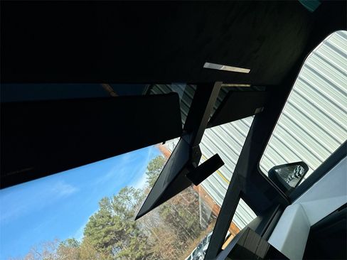 Used 2024 Tesla Cybertruck AWD Crew Cab image 19