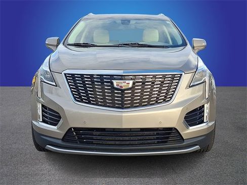 Used 2022 Cadillac XT5 Premium Luxury image 2
