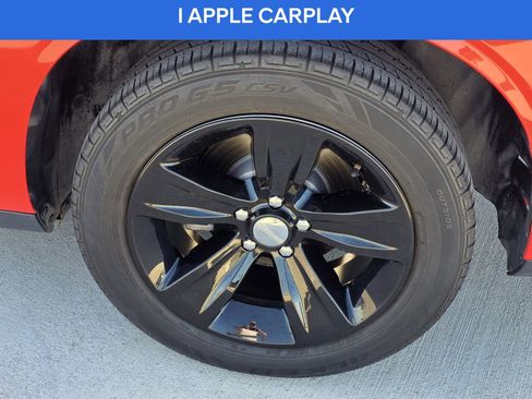 Used 2019 Dodge Challenger SXT image 10