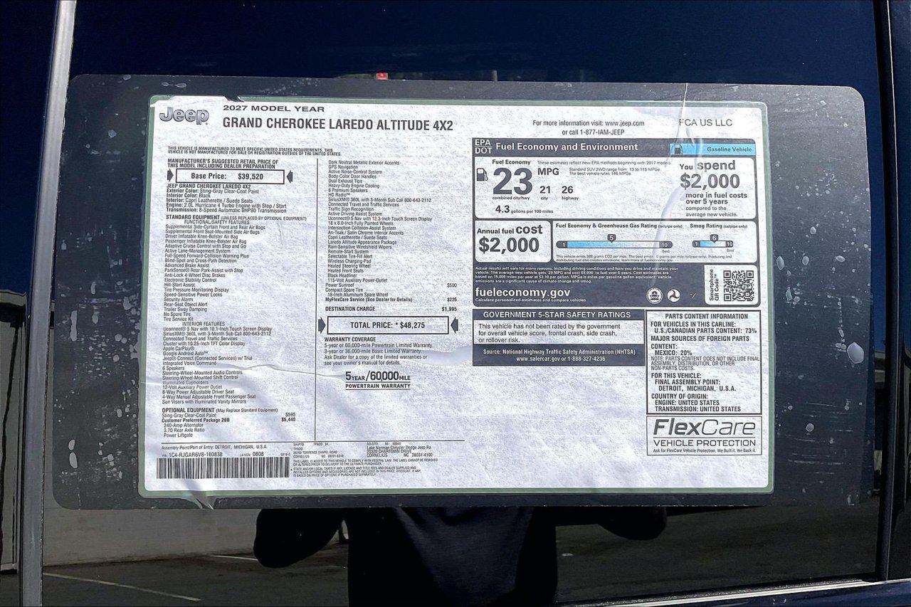 New 2027 Jeep Grand Cherokee Altitude RWD image 34