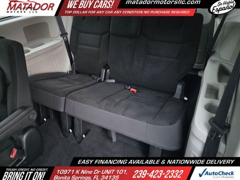 Used 2018 Dodge Grand Caravan SE w/ UConnect Hands-Free Group FWD image 11
