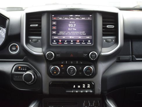 Used 2019 RAM 1500 Big Horn RWD image 11