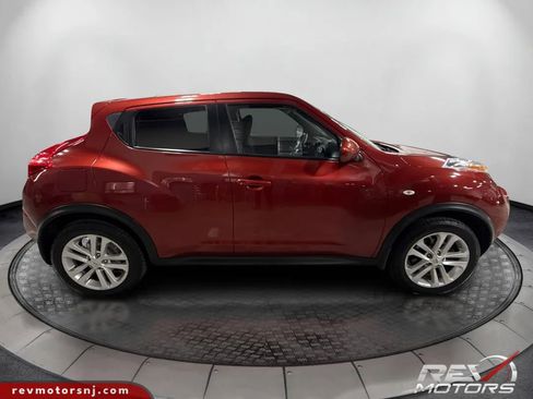 Used 2013 Nissan Juke SV image 6