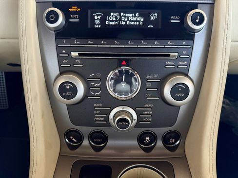 Used 2011 Aston Martin Rapide Luxe image 45