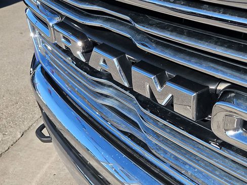 Certified 2021 RAM 1500 Laramie image 14