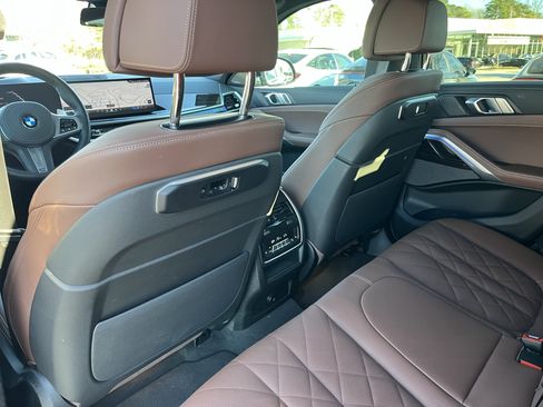Used 2026 BMW X6 xDrive40i image 22