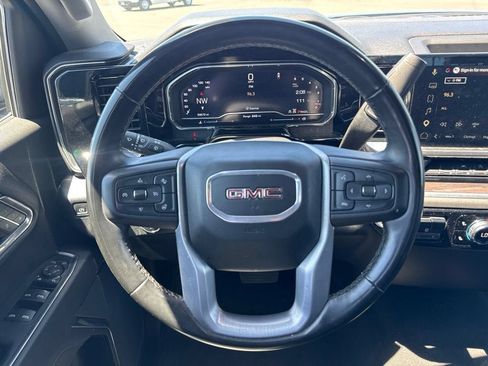 Certified 2025 GMC Sierra 1500 SLT AWD/4WD image 40