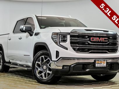 Used 2023 GMC Sierra 1500 SLT w/ SLT Convenience Package