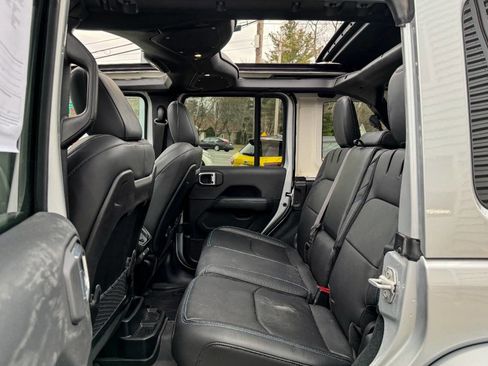 Used 2024 Jeep Wrangler High Altitude image 22