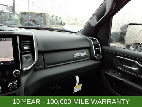 New 2026 RAM 1500 4x4 Crew Cab image 20