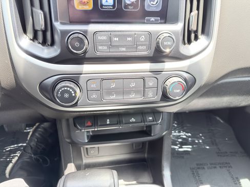 Used 2016 Chevrolet Colorado LT w/ LT Convenience Package RWD image 31