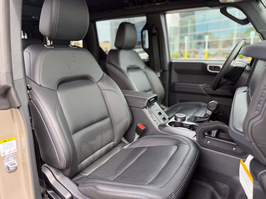 New 2026 Ford Bronco Big Bend w/ Black Diamond Package AWD/4WD image 9