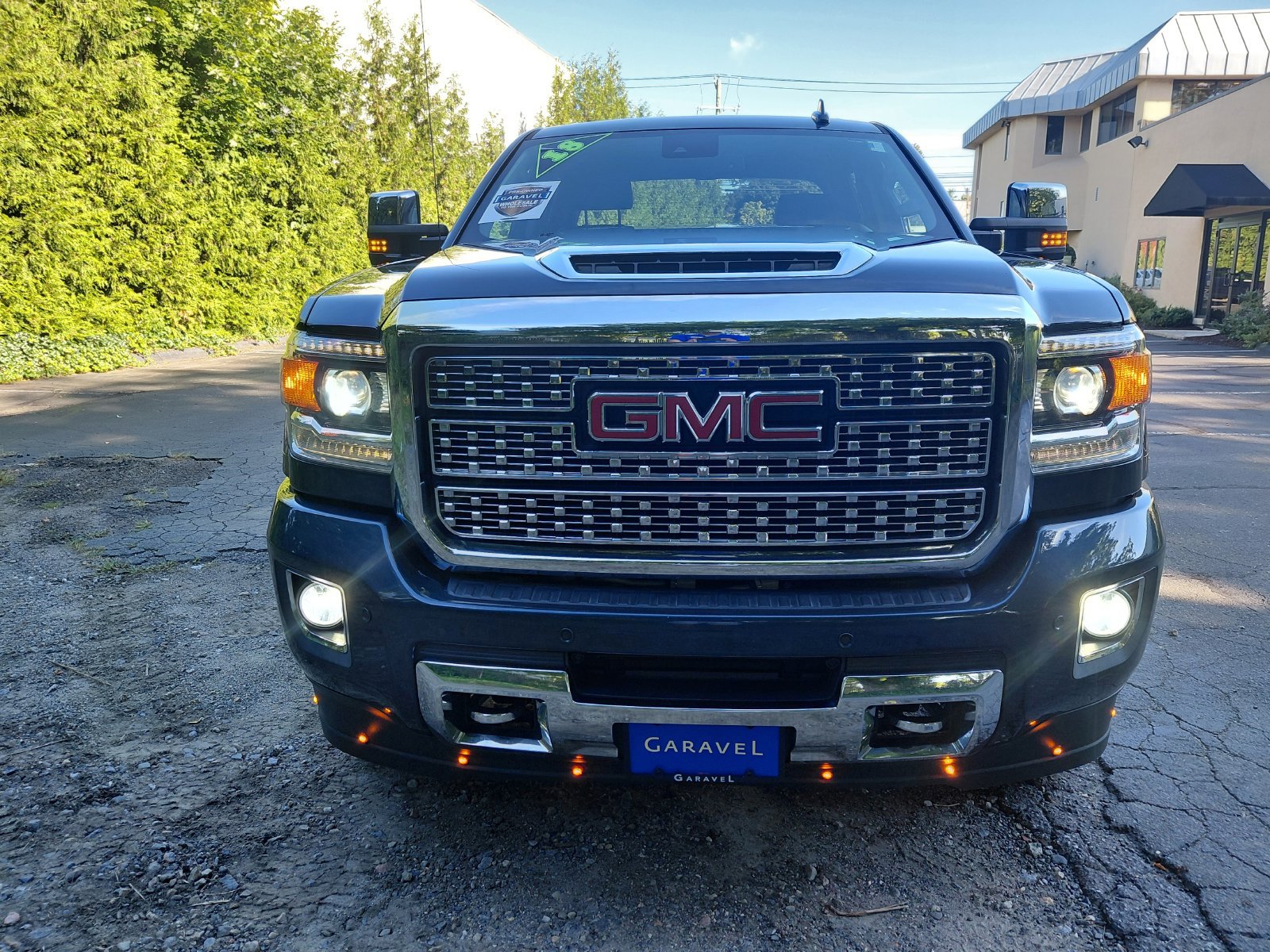 Used 2018 GMC Sierra 3500 Denali w/ Duramax Plus Package AWD/4WD image 29