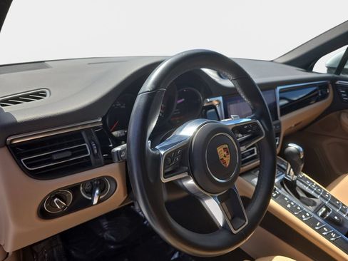 Used 2019 Porsche Macan AWD/4WD image 26