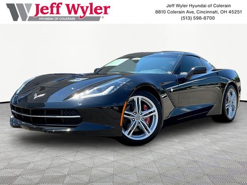 Used 2016 Chevrolet Corvette Stingray Coupe RWD image 1