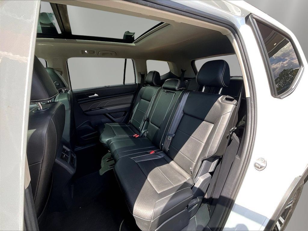 Used 2023 Volkswagen Atlas SEL AWD/4WD image 21