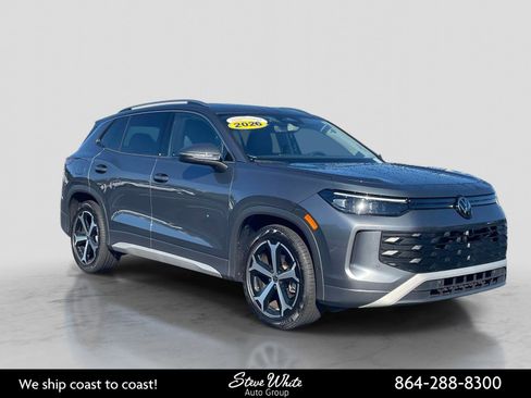 Certified 2026 Volkswagen Tiguan SE w/ Panoramic Sunroof Package FWD image 1