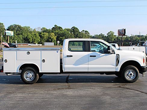 Used 2026 Ford F250 XL AWD/4WD image 10