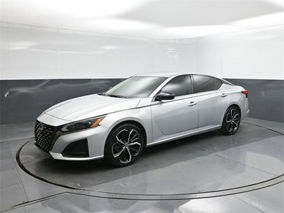 Certified 2023 Nissan Altima 2.5 SR