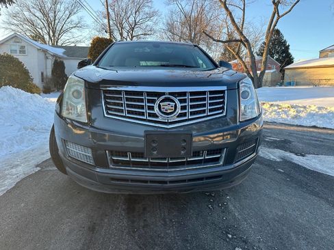 Used 2015 Cadillac SRX Luxury image 3