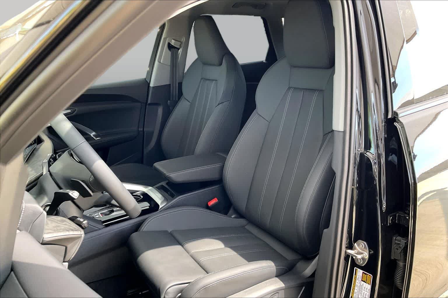 New 2026 Audi Q5 Premium Plus w/ Premium Plus AWD/4WD image 9