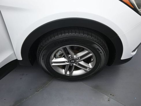 Used 2017 Hyundai Santa Fe Sport AWD/4WD image 29