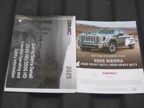 Used 2025 GMC Sierra 2500 SLT w/ SLT Convenience Package AWD/4WD image 31