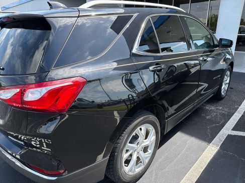 Used 2020 Chevrolet Equinox Premier FWD image 4