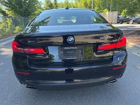 Used 2023 BMW 530e xDrive AWD/4WD image 12
