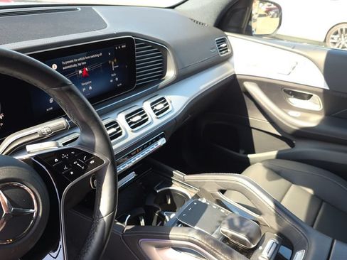 Certified 2025 Mercedes-Benz GLS 450 4MATIC image 21