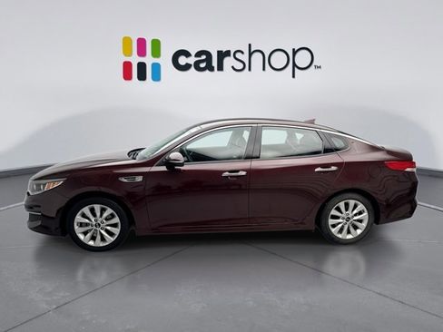 Used 2017 Kia Optima EX image 2