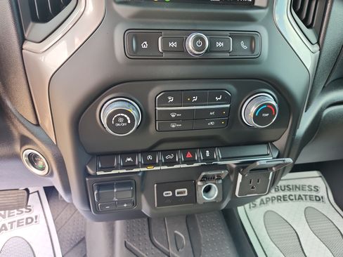 Used 2024 Chevrolet Silverado 1500 Custom w/ Turbomax Blackout Package AWD/4WD image 31