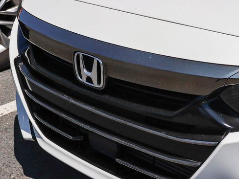 Used 2021 Honda Accord Sport Special Edition image 3