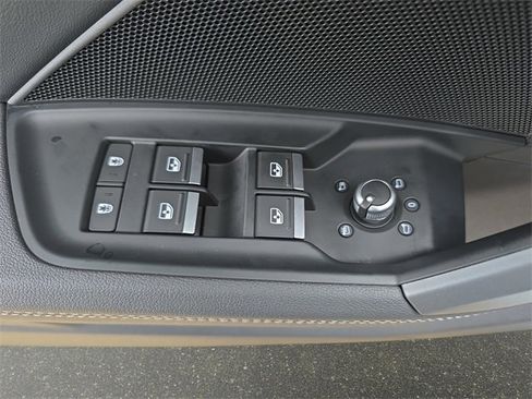 Used 2025 Audi A3 2.0T Premium w/ Convenience Package image 30
