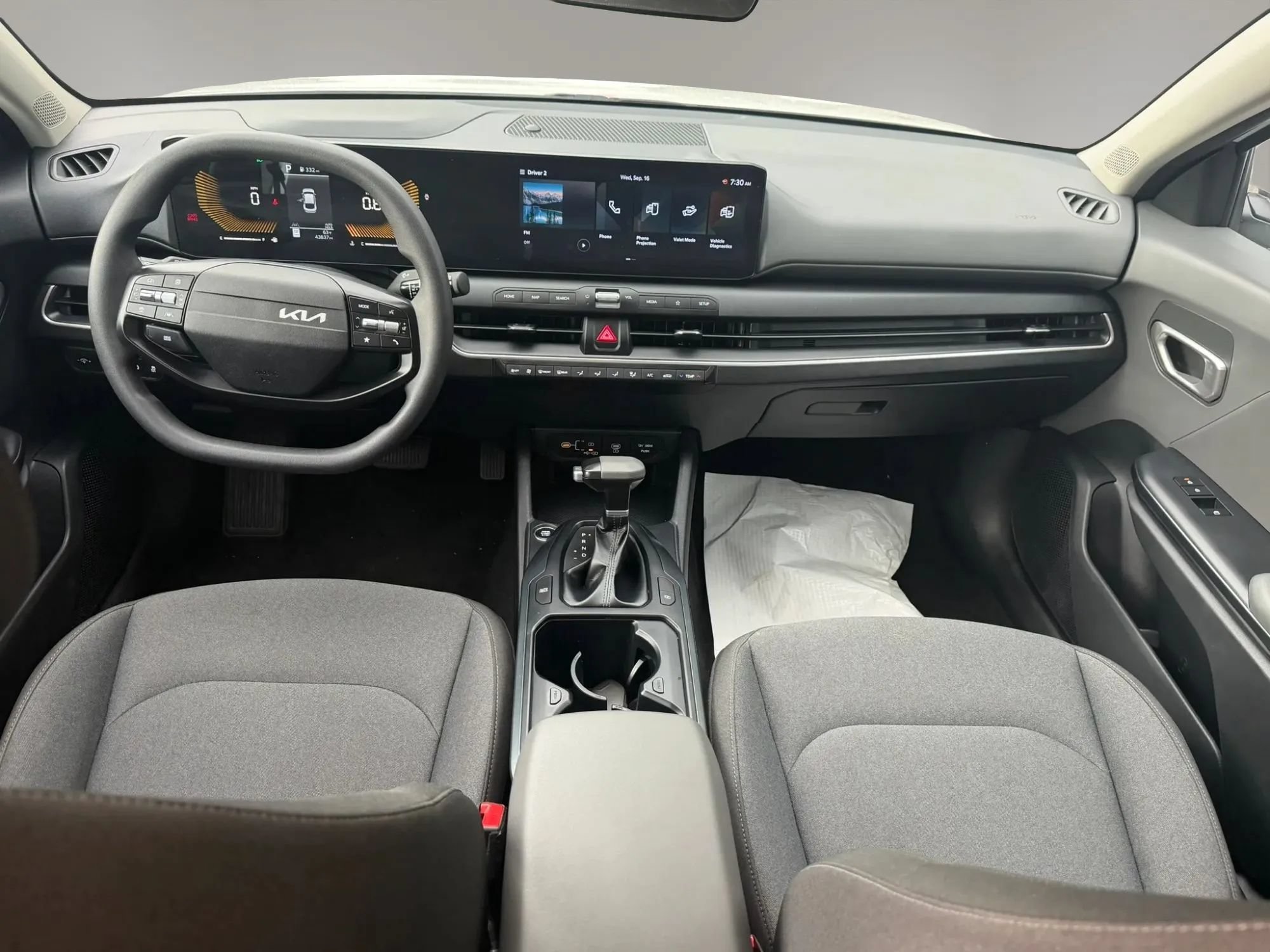 Used 2025 Kia K4 FWD image 32