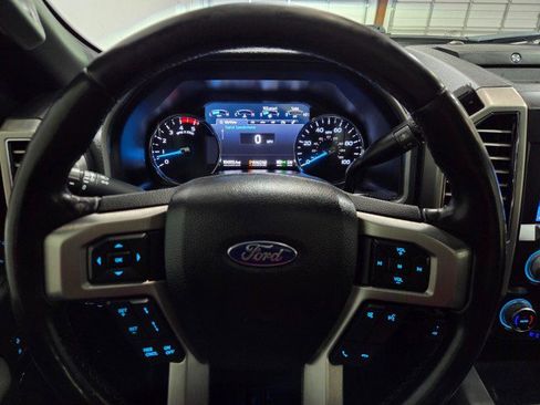 Used 2021 Ford F250 Platinum w/ FX4 Off-Road Package image 42