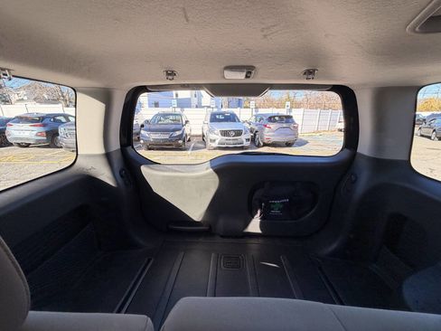 Used 2012 Nissan Xterra S image 35