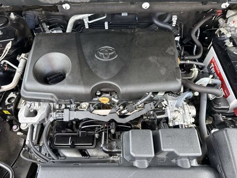 Certified 2022 Toyota RAV4 XLE Premium FWD image 18