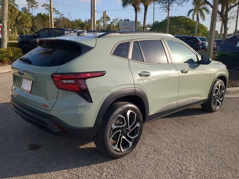 Used 2024 Chevrolet Trax RS w/ Driver Confidence Package image 5