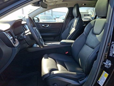 Used 2020 Volvo V60 T5 Cross Country w/ Protection Package Premier AWD/4WD image 17