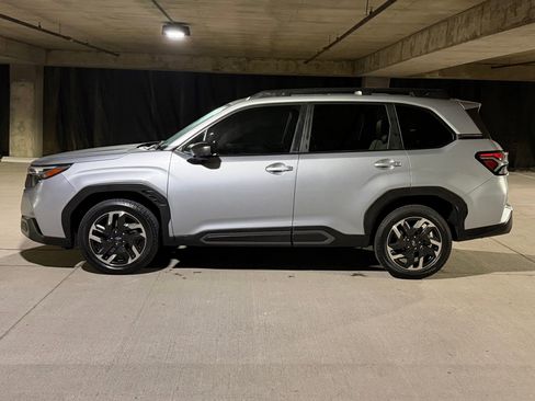 Used 2025 Subaru Forester Limited w/ Popular Package #1 AWD/4WD image 2
