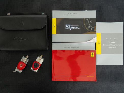 Used 2011 Ferrari California image 21